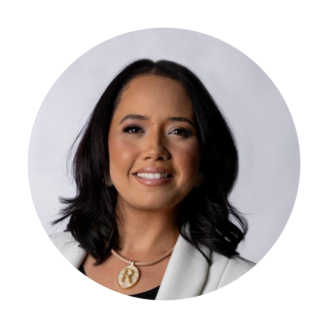 <div class="content">“Minha experiência com a Easytec Brasil é excelente! A qualidade nos serviços e o atendimento impecável são essenciais para a Maximiano Advogados. Destaco especialmente a inovação tecnológica oferecida, que otimizou nossos processos. Recomendo sem hesitação a Easytec Brasil!”</div> <div class="vermelho">  </div>